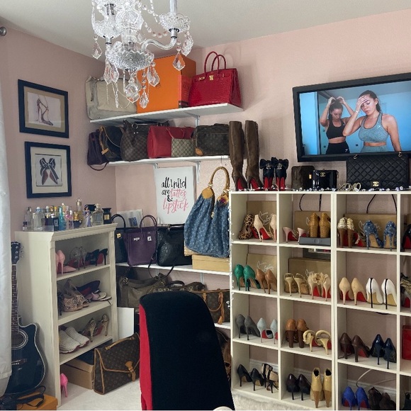 Meet your Posher, Leela @lilahsfig - Picture 12 of 16